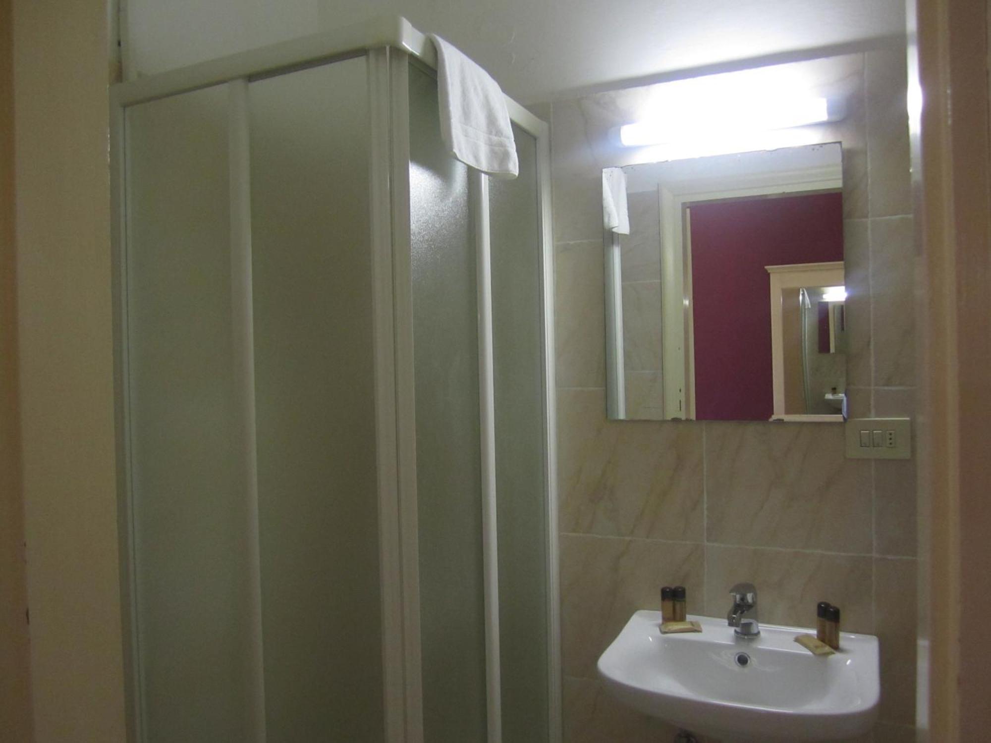 Hotel Genzianella Floransa Dış mekan fotoğraf